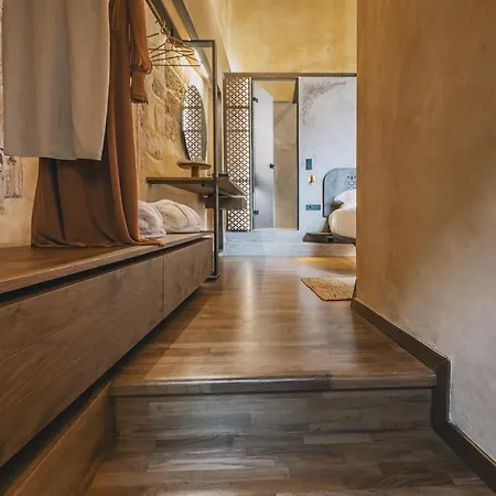 Oniros Residenza Vecchia Aparthotel Chania (Crete)
