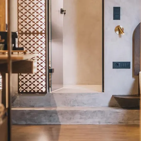 Oniros Residenza Vecchia Aparthotel *