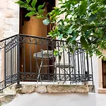 شقة فندقية Oniros Residenza Vecchia 4*