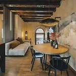 شقة فندقية Oniros Residenza Vecchia 4*