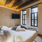 شقة فندقية Oniros Residenza Vecchia 4*